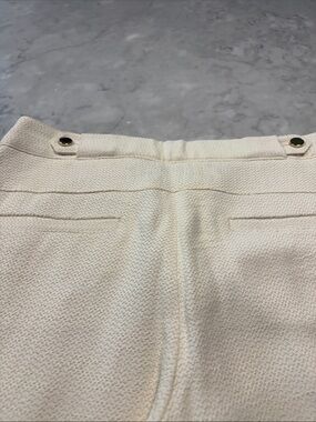 White Veronica Beard pants.